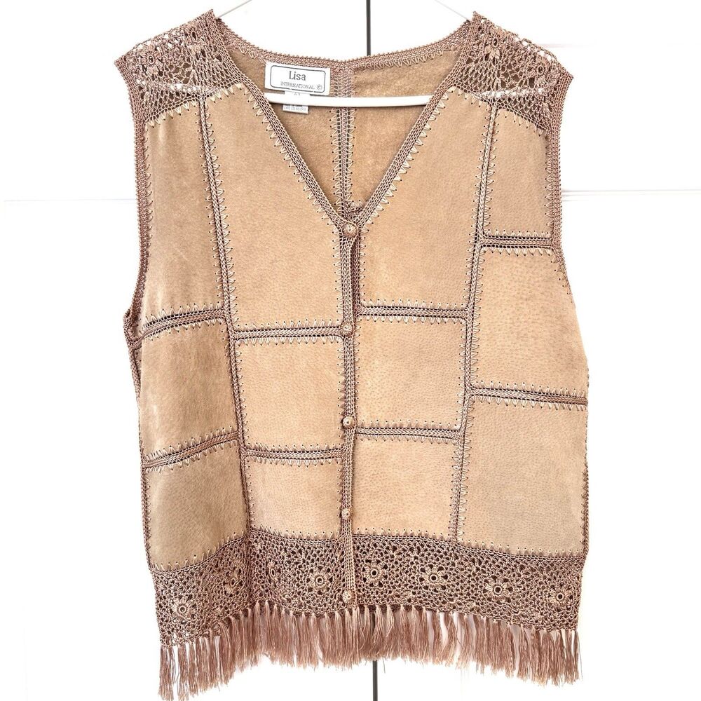 VTG Lisa International Patchwork Suede Crochet Vest Button Fringe Boho Festival - Picture 2 of 8